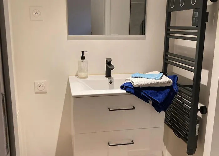 Atelier Du 6 בית הארחה ליל